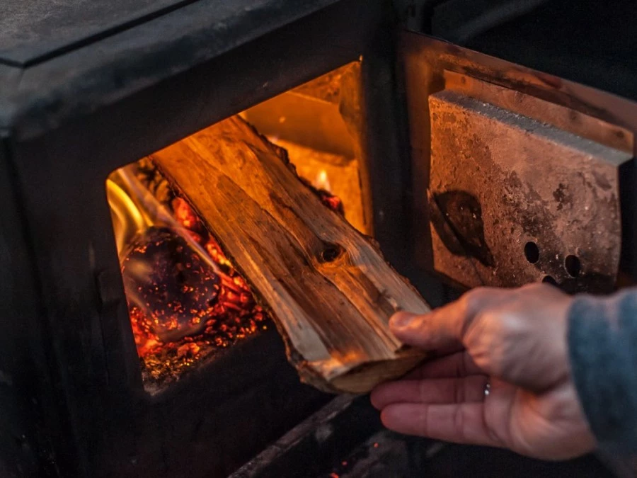 Печь для бани долго разгорается: 7 причин и способы их устранить