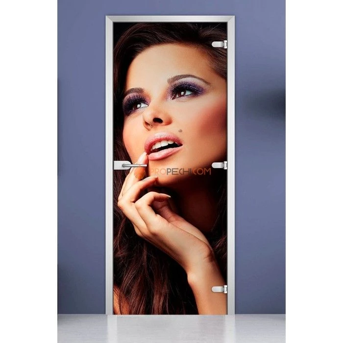 Стеклянная межкомнатная дверь DoorWood с фотопечатью Woman-15, 2000х800 мм